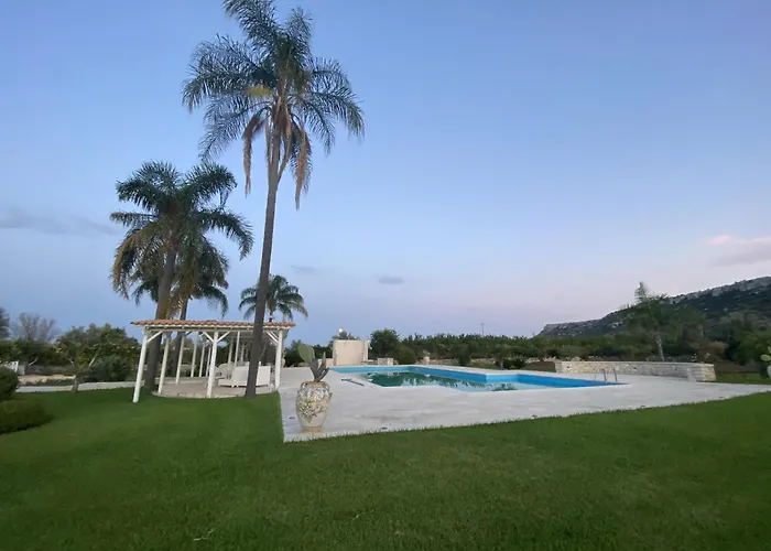 Nivara Villa Floridia